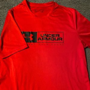 Men’s Under Armour Loose HeatGear Short Sleeve Shirt